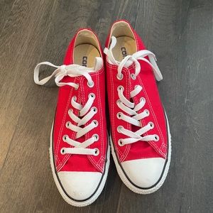 Red Barely Worn Low top Converse (Size 8W/6M)